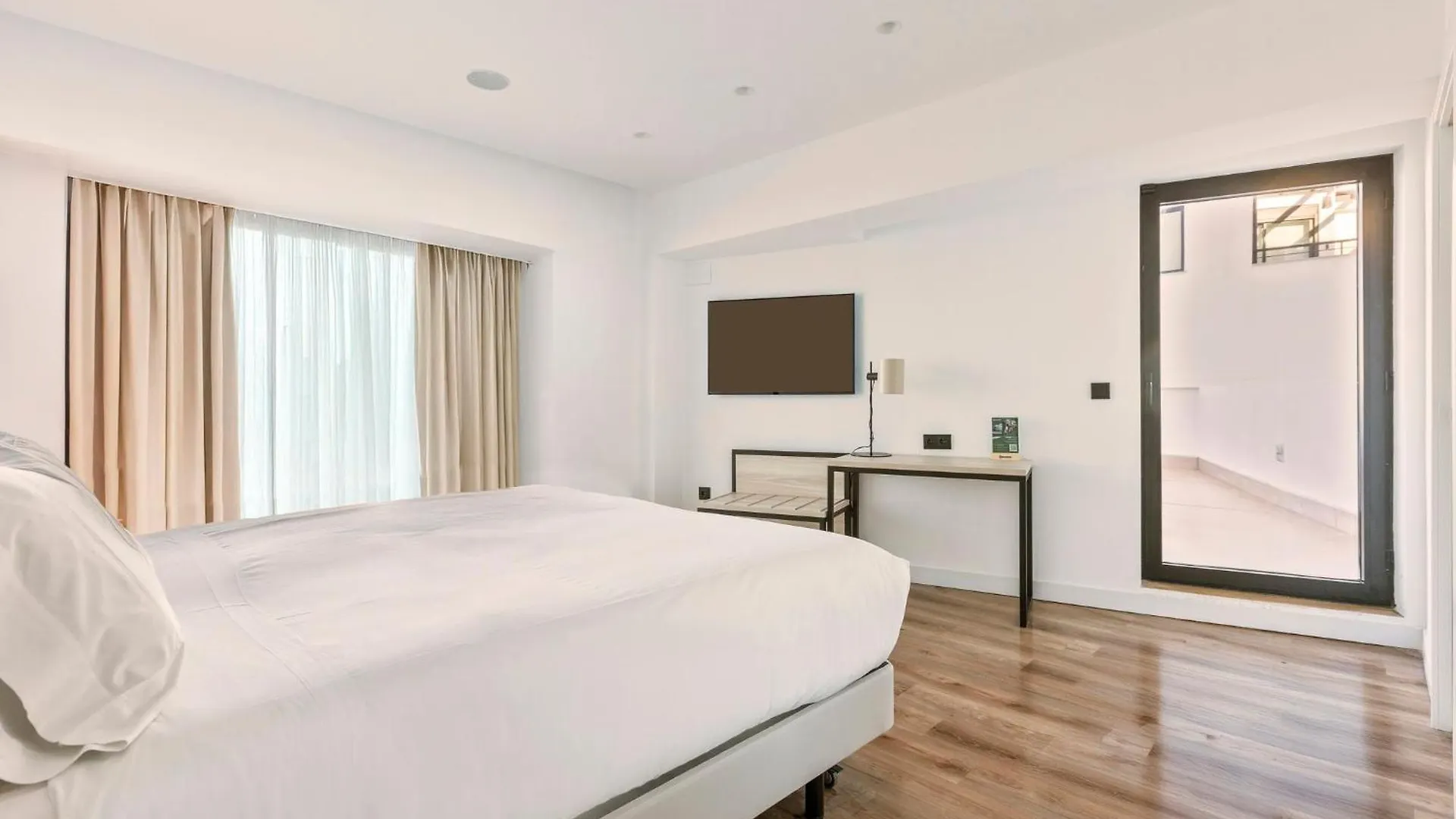 Sercotel Cruz Del Mar Chipiona 4*,
